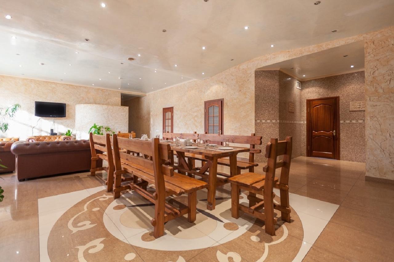 Stary Melnik Hotel Almaty Exterior photo
